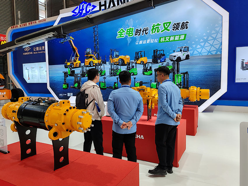 Hangcha-Presented-a-Grand-Show-At-CeMAT-ASIA-2023-8.jpg