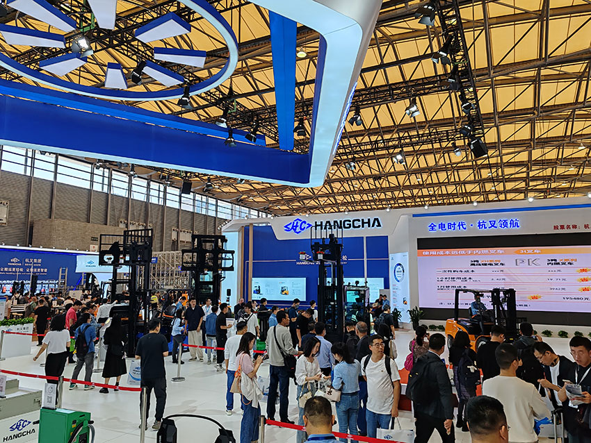 Hangcha-Presented-a-Grand-Show-At-CeMAT-ASIA-2023-3.jpg