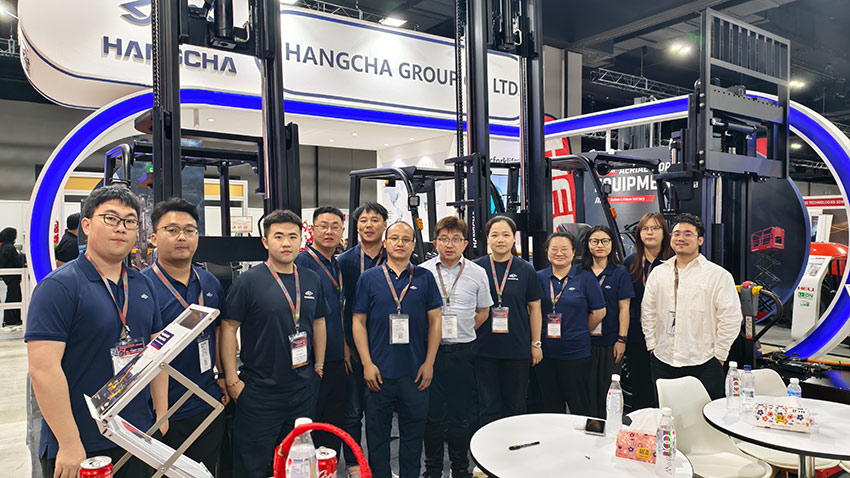 Hangcha-Powers-Up-Day-1-at-METALTECH-&-AUTOMEX-2025-01.jpg