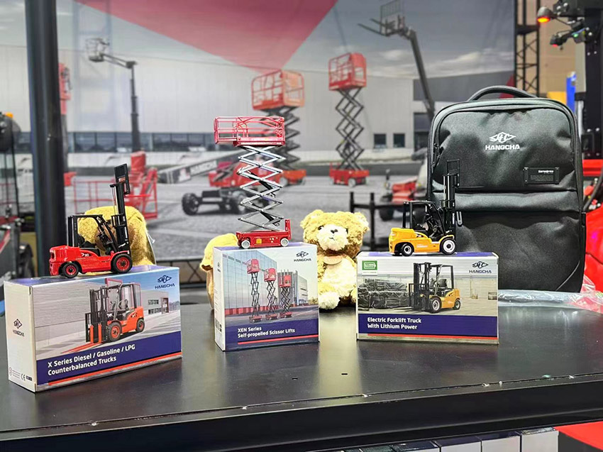 Smart-Logistics-in-Action-Hangcha-at-GDTE-2025!-05.jpg